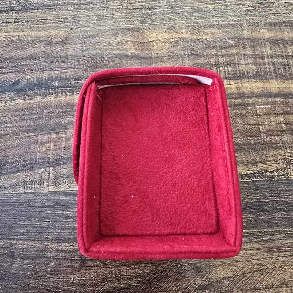 Cartier Red Velvet Jewelry Box - Picture 4 of 8